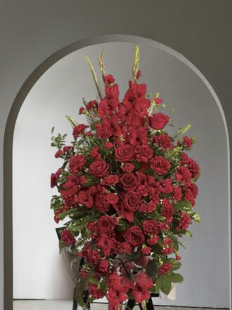 Standing Spray in Red